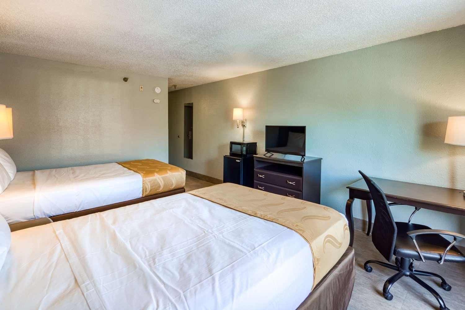 Surestay Plus Hotel By Best Western Durham Medical Center Exterior photo