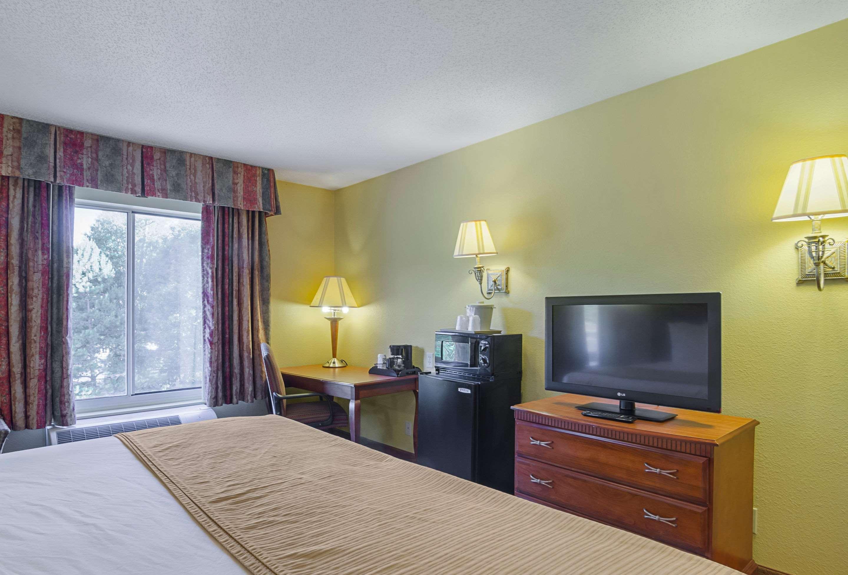 Surestay Plus Hotel By Best Western Durham Medical Center Exterior photo