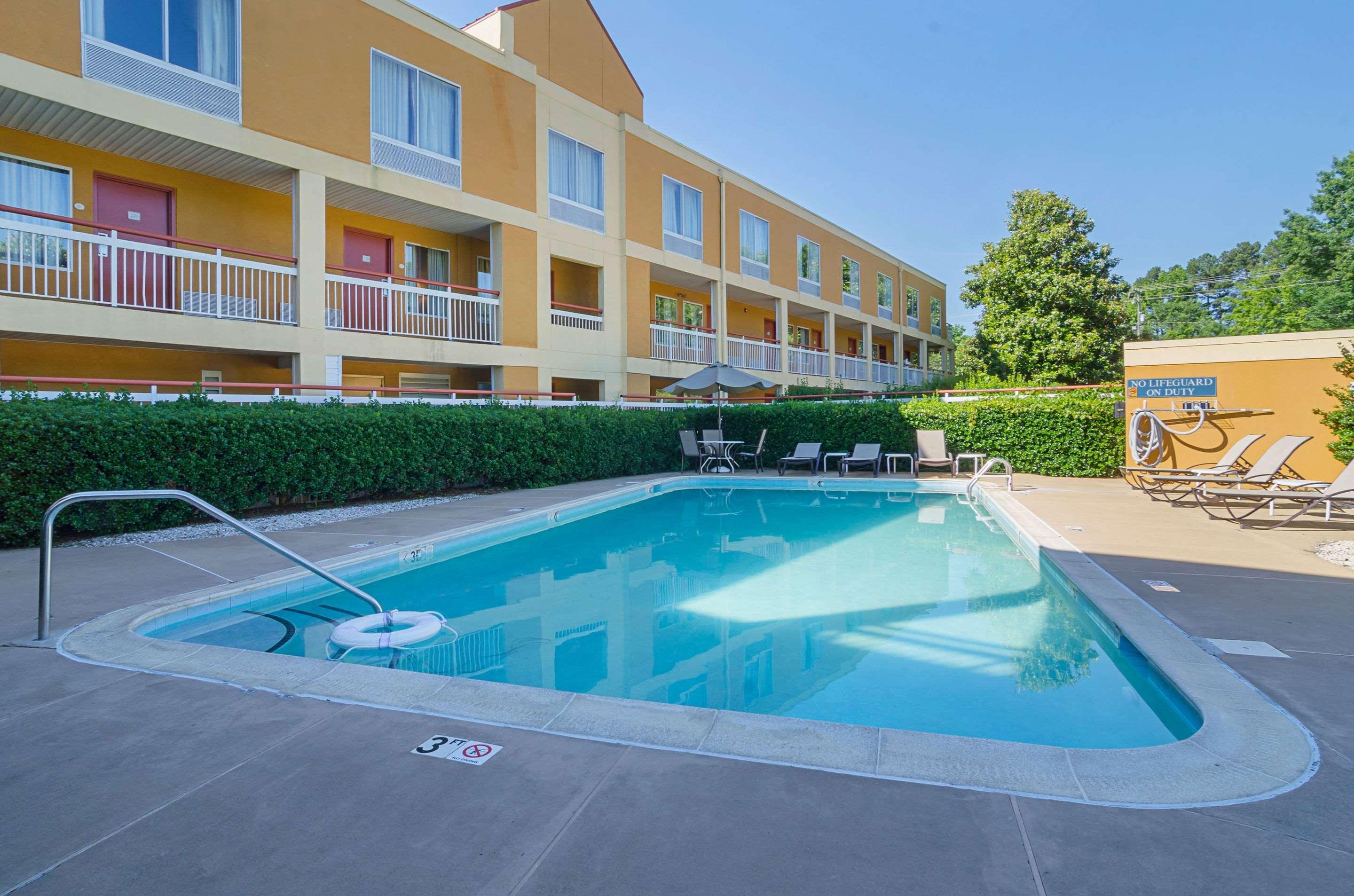Surestay Plus Hotel By Best Western Durham Medical Center Exterior photo